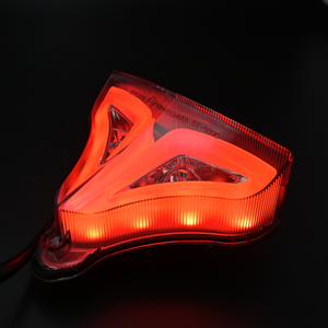 ไฟท้าย LED สำหรับรถมอเตอร์ไซค์ YZF-R1 ปี 2009-2014 พร้อมไฟเลี้ยว เลนส์ใส ได้รับการรับรองมาตรฐาน E-mark ระบบไฟแบบ Retrofit/Upgrade ยี่ห้อ MOFUNS - Product Image 3