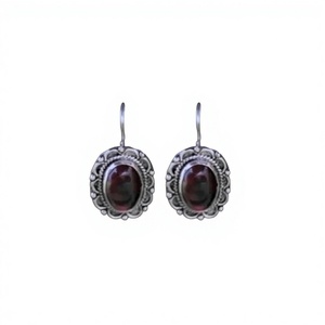 Boucles d'oreilles pendantes classiques en laiton oxydé argenté et améthyste, très populaires, pour femme, cadeau d'anniversaire, fournisseur en gros - Product Image 1