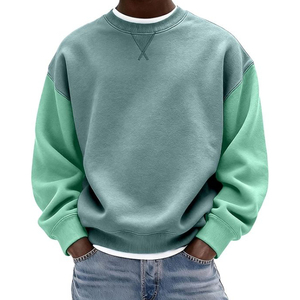 Sudadera clásica de cuello redondo para hombre, corte regular, color liso, tejido suave. Últimas novedades: cuello redondo clásico en un tono arena cálido. - Product Image 6