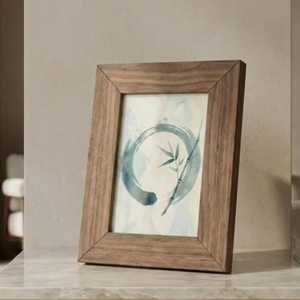 Cadre photo exclusif en bois multicolore – Œuvre d'art en mosaïque abstraite faite à la main, forme et taille personnalisées pour table - Product Image 2