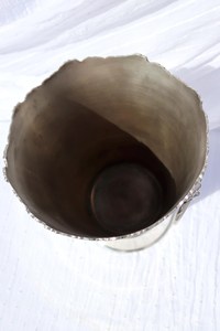 Cubo Metálico Moderno para Uso en Interiores y Exteriores, Estilo Rústico - Product Image 2