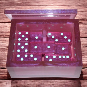 Jeu de dominos en résine animaux, écologique, de luxe, de collection, fait main, unique, durable, robuste, poli, rose, personnalisé - Product Image 4