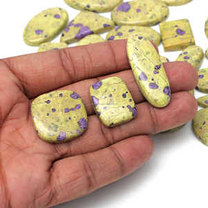 Cabochons en Atlantisite Jaune Naturelle de Haute Qualité en Gros, à Changement de Couleur et à Dos Plat, pour la Fabrication de Bijoux et la Décoration Intérieure - Product Image 4