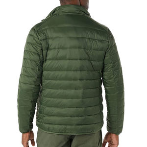 Veste matelassée à capuche pour homme, style vintage, imperméable et respirante, idéale pour l'hiver et les activités de plein air, avec logo sur le devant - Product Image 2