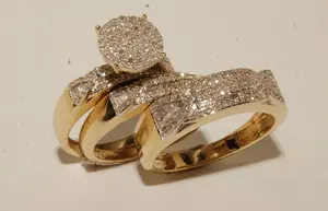 Anillo de Compromiso de Lujo Vintage con Moissanita Real en Racimo Redondo para Mujer, Plata de Ley 925 Chapada en Oro, Anillo de Boda con Incrustaciones de Diamantes - Product Image 2