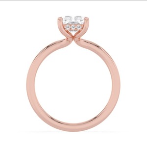 Bague de fiançailles de luxe classique en or rose 10K avec diamant de laboratoire taille radiant et taille rond de 2,08 carats et halo caché - Product Image 4