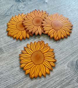 Posavasos de madera con forma de girasol, perfecto para la presentación decorativa de mesas, espacios de comedor y rincones de café, estilo indio. - Product Image 5
