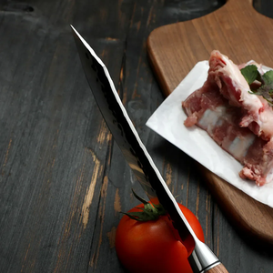 Couteau de boucher artisanal Edge Master Manufacture, acier carbone, manche en bois de rose, étui en cuir, style moderne, ambidextre - Product Image 3