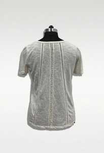 Blusa de punto de manga corta con cuello redondo para mujer, color liso, con paneles y detalle de ojales, ajuste regular, transpirable, informal - Product Image 2