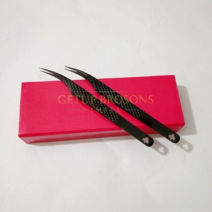Pinzas para Pestañas Personalizadas Dolphin, Acero Inoxidable con Recubrimiento de Plasma Negro, Punta Lisa/de Fibra, 10 mm, 90 Grados, Herramientas de Precisión para Pestañas - Product Image 3