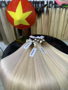 Precio de fábrica 100g Extensiones de cabello crudo ruso a granel 55 cm Cabello humano crudo vietnamita teñido en todos los colores - Product Image 6