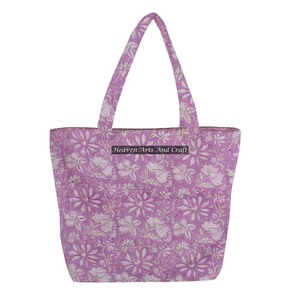 Sac fourre-tout matelassé à imprimé floral en toile de coton fait à la main pour femmes grand cadeau d'été Style de mode Vintage Type de fermeture ouverte - Product Image 1