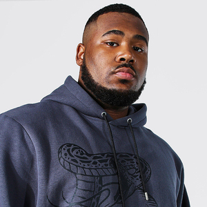 เสื้อฮู้ดผู้ชายแบบใหม่ ผ้าฝ้ายผสม 100% ประดับเพชรเทียม ซิปหน้า มีกระเป๋า ผ้าฟลีซ สไตล์โดดเด่น ระบายอากาศได้ดี เป็นมิตรกับสิ่งแวดล้อม เหมาะสำหรับฤดูหนาว - Product Image 3