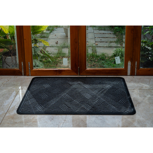 Traditional Rectangle Plant Fiber <b>Doormat</b> with Horizontal Pattern Indoor Welcome Mat for Entryway - Product Image 1