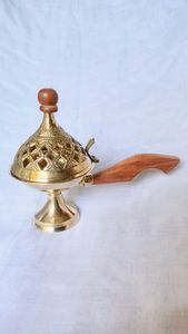 Brûleur d'encens en laiton NEHA ENTERPRISES avec poignées en forme de dragon, couvercle rotatif, écologique, fait main, encensoir aromatique sur trépied pour encens - Product Image 6