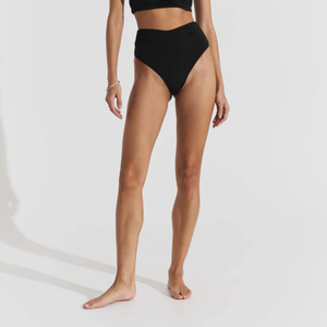 Braguita de Bikini Negra de Cintura Alta para Mujer, Sexy, Elástica, de Color Sólido, Tejida en Spandex y Nailon - Product Image 5