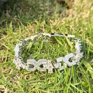 Pulsera de Eslabones de Trébol Chapada en Rodio, Plata de Ley 925 con Diamantes de Moissanita VVS, Joyería de Lujo Tipo Tenis - Product Image 5