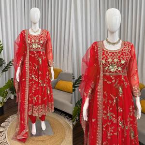 Conjunto de Salwar Anarkali Rojo Bordado con Dupatta y Revestimiento de Red, Vestido de Fiesta para Mujeres Indias y Pakistaníes - Product Image 5