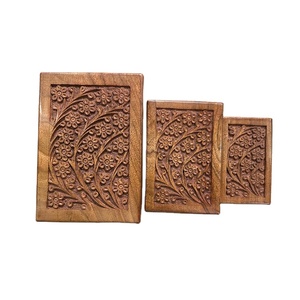 Suministro al por Mayor de Urnas de Cremación de Madera de Sheesham de Primera Calidad, Diseño Personalizado, Juego de 3 Urnas de Madera Hechas a Mano para Perros y Gatos - Product Image 1