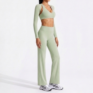 Wholesale Women's Slim Fit 3-Piece Yoga Set Crew Neck Backless High Waist Spandex/Nylon Quick Dry Custom Front Logo Position OEM - Product Image 3