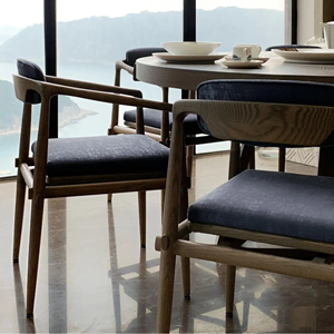 เก้าอี้ทานข้าวไม้เนื้อแข็งทันสมัยพร้อมเบาะนุ่มและพนักพิงโค้งสำหรับตกแต่งภายในบ้านและร้านอาหาร - Product Image 5