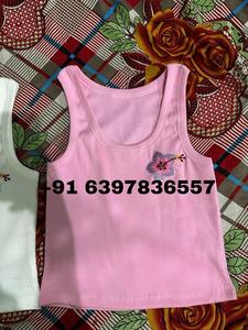 เสื้อกล้ามผ้าฝ้ายสีขาวลายริบบิ้น แขนกุด สไตล์ลำลองประดับดอกไม้ สำหรับเด็กผู้หญิง ระบายอากาศได้ดี เหมาะสำหรับใส่ไปเที่ยวทะเลหรือใส่ในชีวิตประจำวัน - Product Image 3
