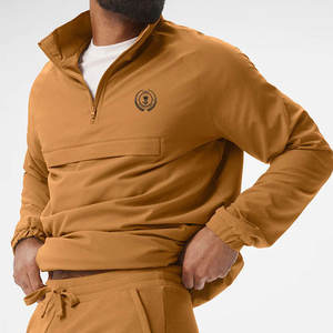Vestes d'hiver décontractées sur mesure avec fermeture éclair quart de tour et logo frontal, écologiques et respirantes, grandes tailles pour hommes - Product Image 1