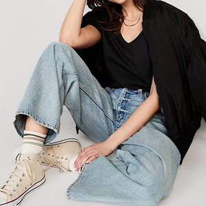 T-shirt décontracté en coton sans manches à col en V pour femmes et adolescentes, avec broderies, patchs, boutons, logo personnalisé, grandes tailles - Product Image 5