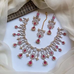 Joyería al por mayor para mujer con MOQ bajo, conjuntos de collar y aretes de moda indios y pakistaníes para novias, disponibles para la venta. - Product Image 2