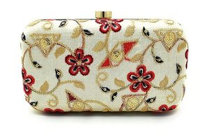 Bolso de mano bordado a mano, diseño exclusivo, precio económico, para bodas, fiestas y uso nocturno, por M/S SHAAD HANDICRAFTS - Product Image 5