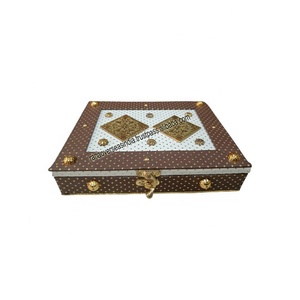 Boîte en bois artisanale multifonction écologique pour cadeaux d'anniversaire, de mariage ou de fête, boîte à fruits secs, boîte en bois irrégulière – Vente chaude directe usine - Product Image 1