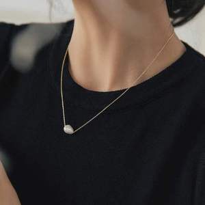 Collar de Perlas de Agua Dulce Naturales para Mujer, Diseño Minimalista y de Lujo, Cadena para Clavícula de Alta Gama, Ligero y Elegante - Product Image 3