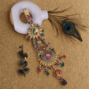 Indian Ethnic Maang Tikka / Brooch Handcrafted with Kundan & Meenakari Work - Product Image 3