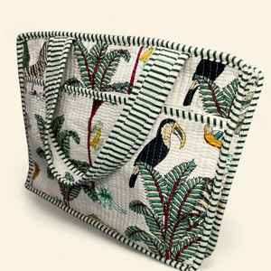 Elegante y Resistente Maletín Coreano para Portátil de Negocios |   Bolsa de Oficina Profesional Ligera y Ecológica |   Funda para portátil para el trabajo diario - Product Image 3