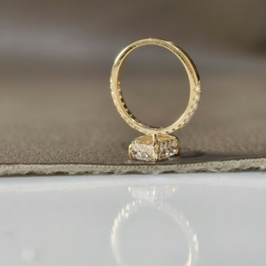 Anillo de Compromiso Aries Jewel con Diamante de Laboratorio de 2 Quilates, Corte Radiante, E VS1, Oro Amarillo de 14K, Certificado IGI, para Bodas y Aniversarios - Product Image 6