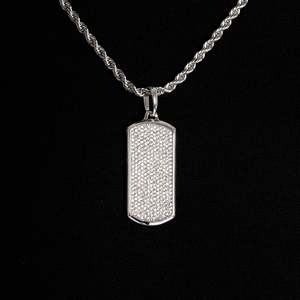 Collier pendentif Dog Tag de luxe en Moissanite VVS, entièrement serti, en Argent Sterling 925 - Product Image 1