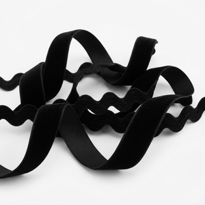 Single Side <b>Black</b> <b>Velvet</b> Ric Rac <b>Ribbon</b> 15mm Wavy Border Gothic Apparel Alternative Fashion Dance Shoes Hat Details OEM 100% - Product Image 3