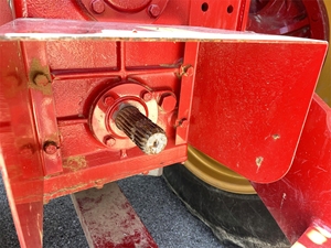 Tractor Agrícola Potente 2020 430, Limpio y Bien Mantenido, Totalmente Revisado, con Flujo Hidráulico y Combustible Diésel - Product Image 6