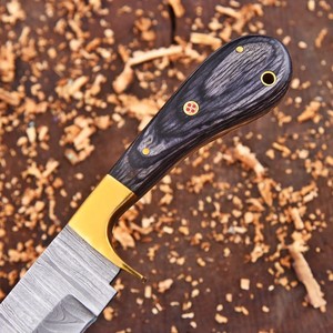 Hand Forged Damascus Steel Cowboy Bull Cutter Knife Custom OEM Full Tang EDC Fixed Blade Pakka Wood Handle With Leather Sheath - Product Image 2