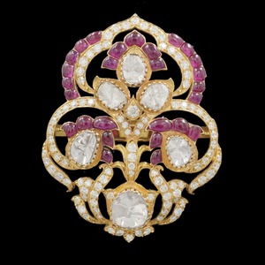 Anillo de Diamantes de Oro de 14K Estilo Vintage con Gemas Rojas, Joyería Fina para Mujer, Diseño Floral Atemporal, Anillo de Alta Demanda - Product Image 2