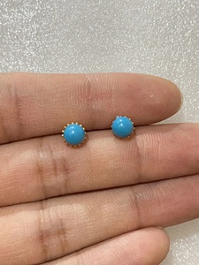 Pendientes de Aro con Gemas RAY FINE ORNATES, Perla Natural, Coral, Turquesa, Chapados en Oro, Estilo Vintage, Certificados por IGI, Origen Rajasthan - Product Image 3