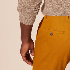 Pantalon chino homme couleur moutarde, coupe droite, taille mi-haute, décontracté, en tissu tissé, avec braguette boutonnée et poches, style automne - Product Image 3
