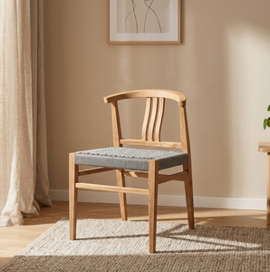 Chaise de salle à manger écologique Hinno de qualité supérieure avec structure en teck massif et tressage en corde grise pour la maison moderne, le bureau et le bar à domicile - Product Image 1