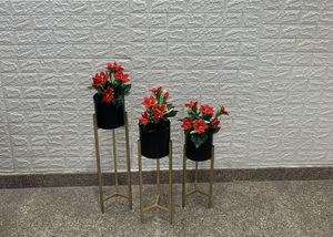 Support de plante sur pied en fer noir avec finition thermolaquée, design classique à motif circulaire, durable pour salon et balcon - Product Image 6