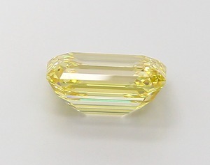 Diamant synthétique CVD de laboratoire 1,60 ct Jaune Fantaisie Taille Émeraude VVS2 EX Poli, Diamant en vrac, Vente en gros d'usine pour Bijouterie - Product Image 2