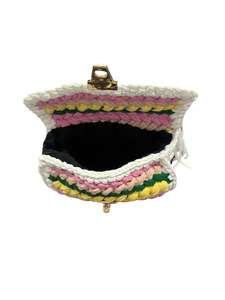 Sac à main artisanal en coton multicolore au crochet avec pompon, à porter en bandoulière - Product Image 3