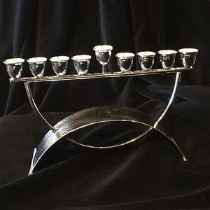 Hammered <b>Silver</b> Metal Menorah Candle Holder Modern Hanukkah Decorative Tabletop Elegant Luxury Display Stand - Product Image 1