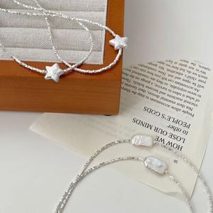 Collier ras du cou haut de gamme avec perles baroques et argent écrasé, design scintillant printemps-été, pendentif tendance - Product Image 4