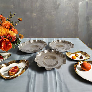 Bandeja DE SERVICIO DE cubiertos decorativa personalizada, utensilios de cocina hechos a mano, bandeja de aluminio, Color plateado para el hogar y la cocina - Product Image 1