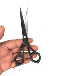 Tijeras de Peluquería Ligeras de Acero Inoxidable, Estilo Moderno, Rectas, Ajustables y Afiladas - Product Image 4